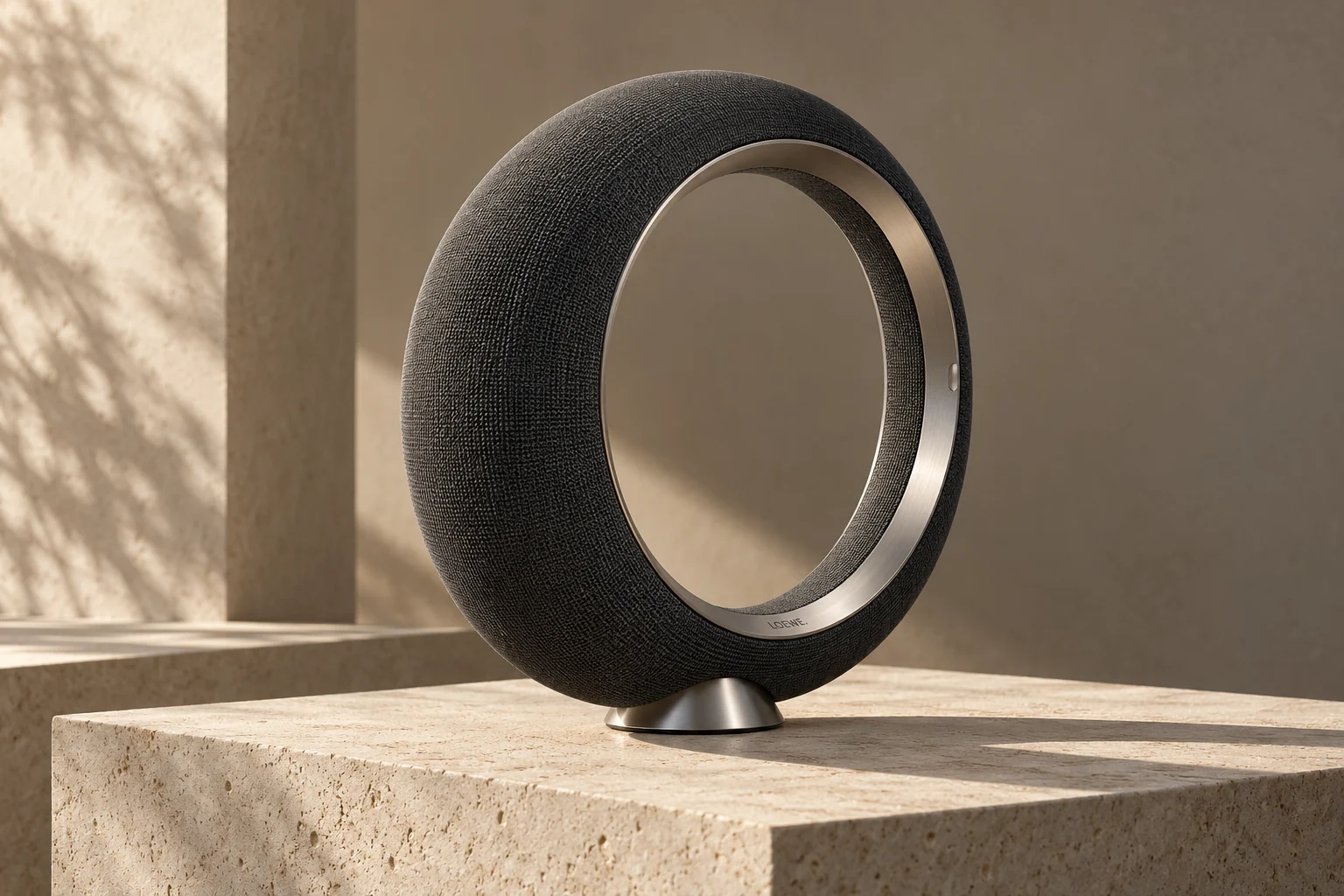 Loewe Technology — Space is the signature.